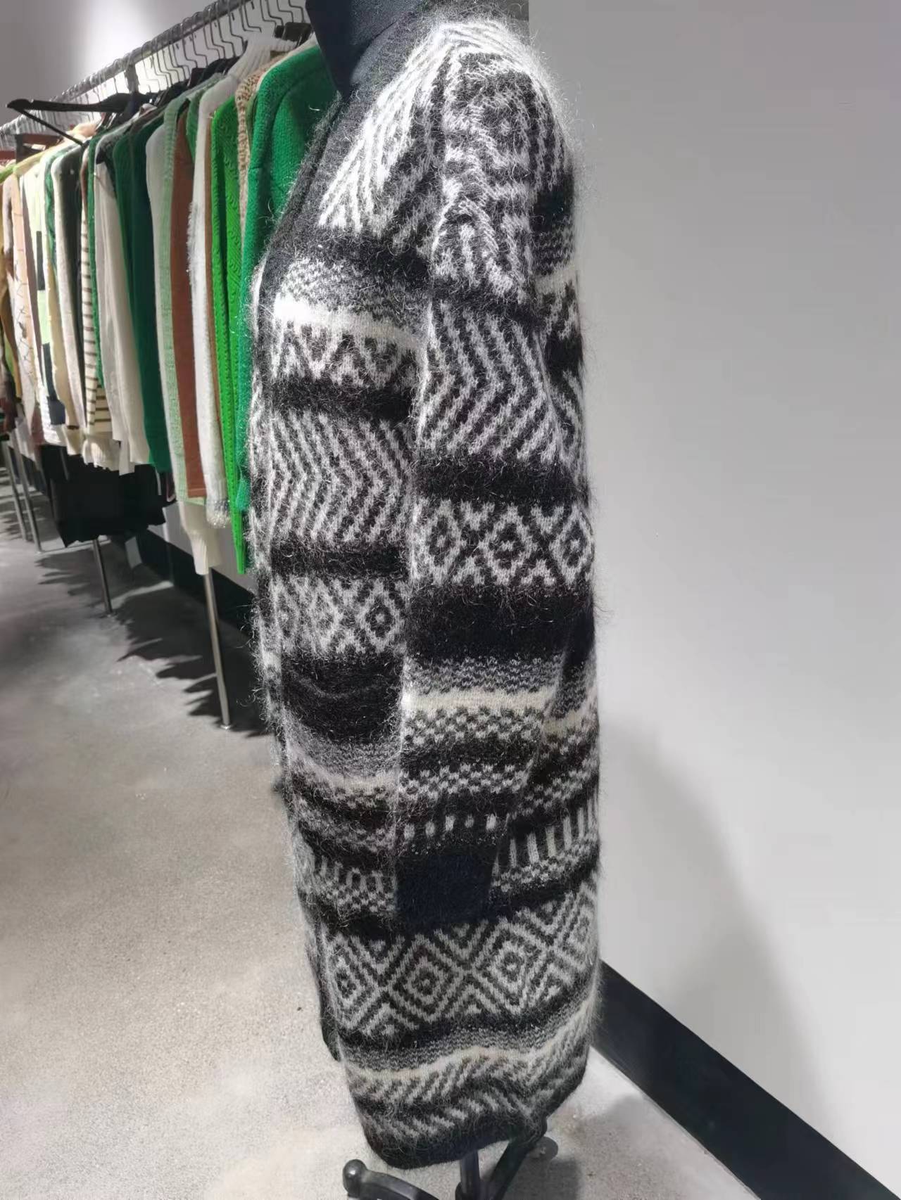 Knitting cardigan