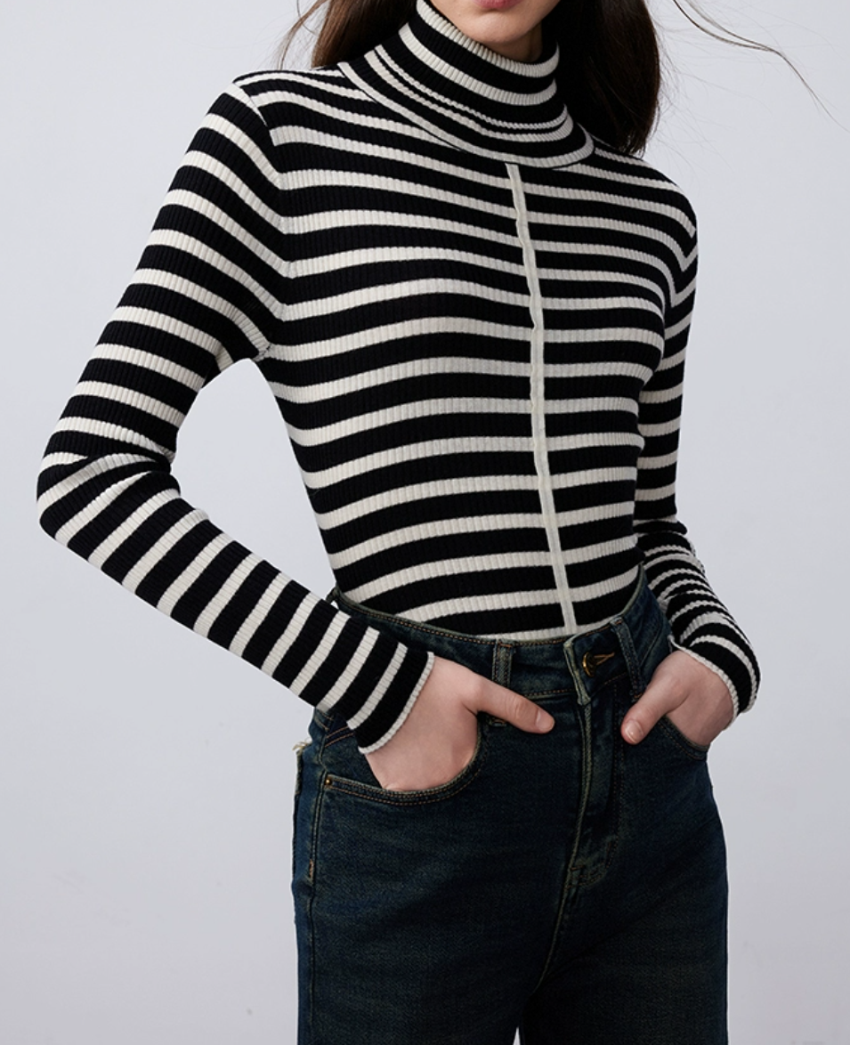 Women′s Supersoft Long-Sleeve Wool Knitted Crewneck Sweater