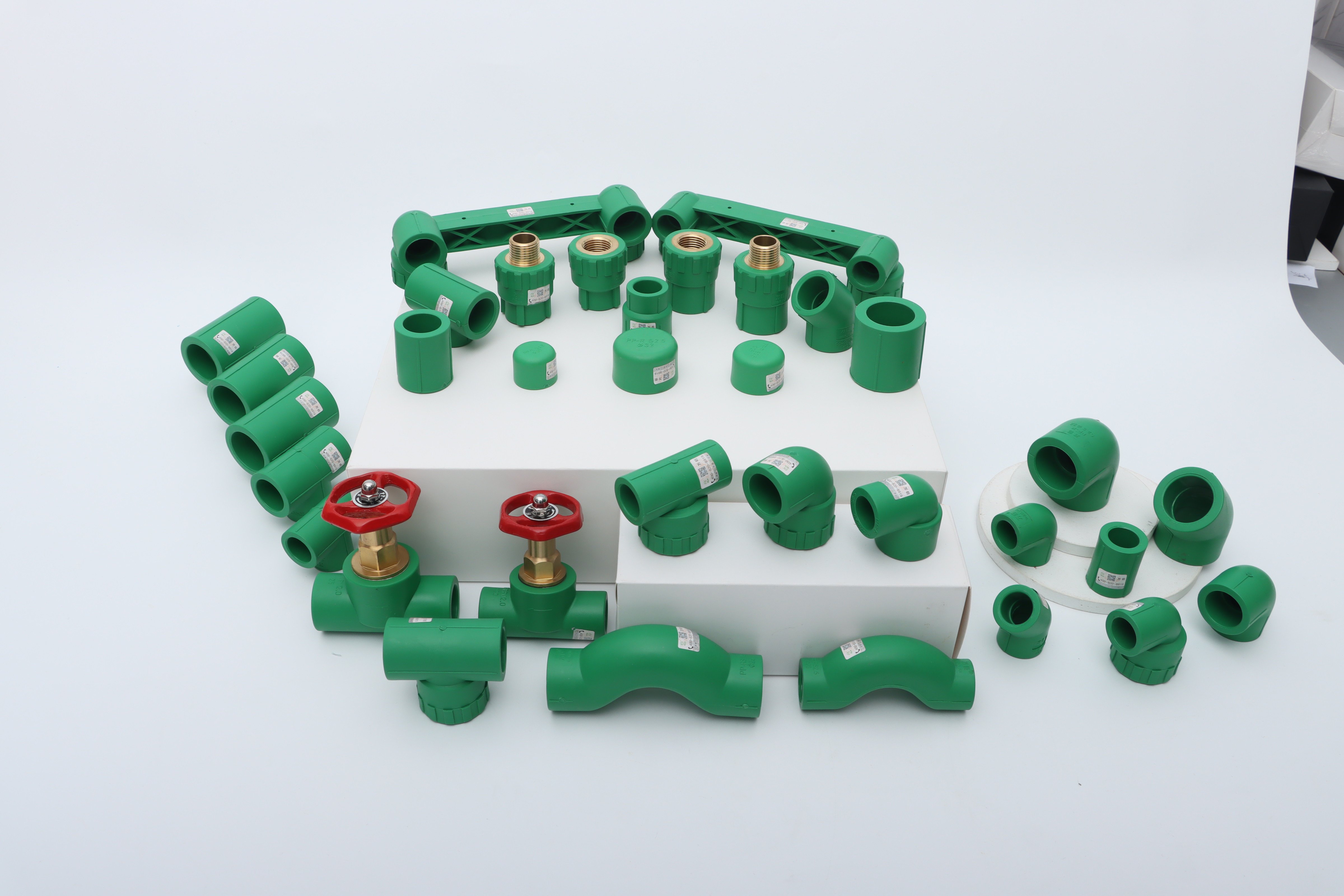 Factory Wholesale High Quality Custom Size Manual Adjustment Green Plastic PPR Stop Valve