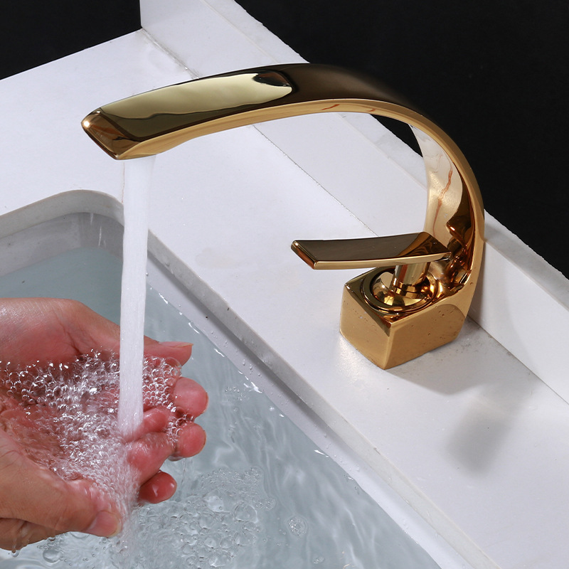 The All-copper Moon Bay Hot and Cold Basin Faucet For Household Bathroom