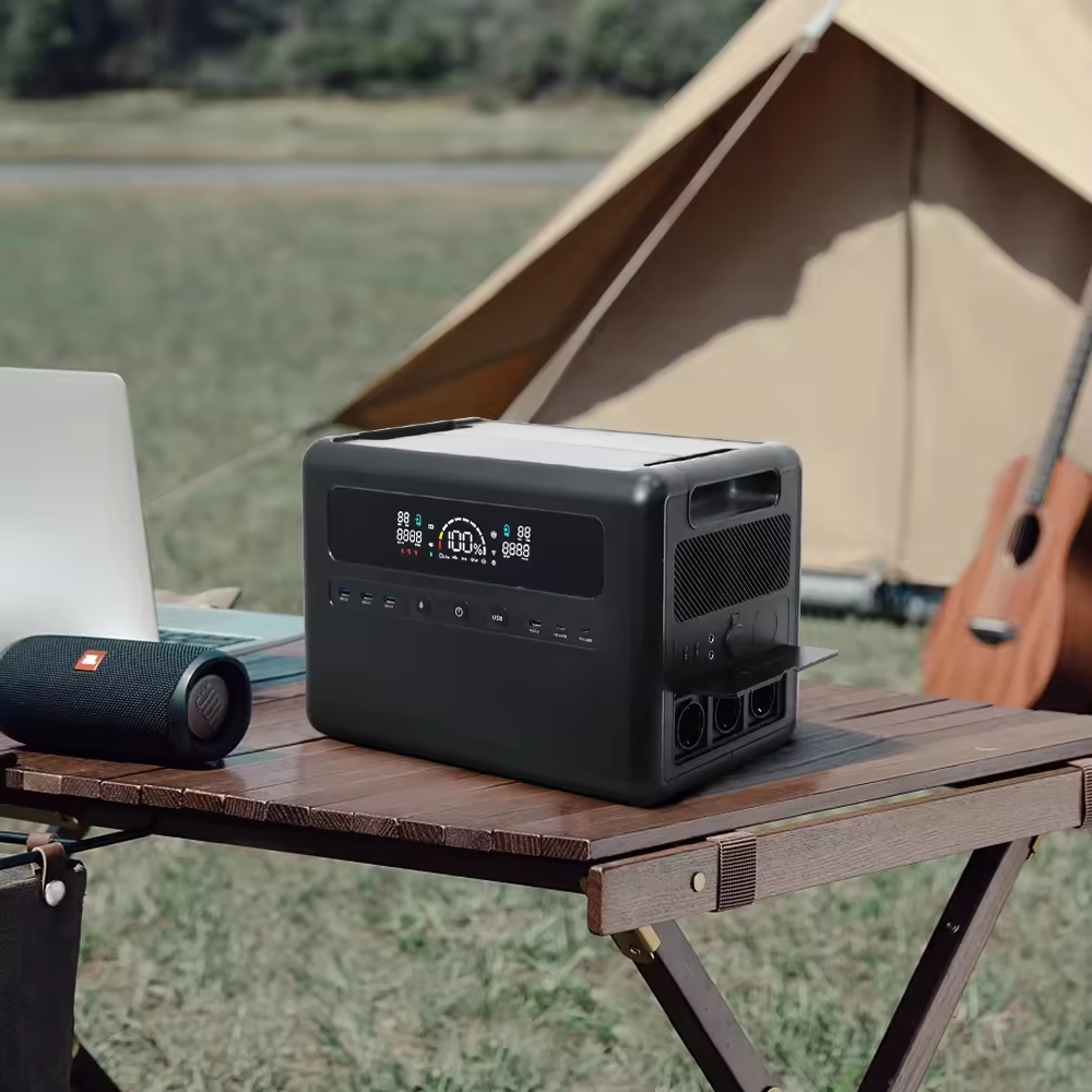 Camping Two-way Fast Charging 1500w LiFePO4 Battery Solar Generator Portable Power Station For Emergency