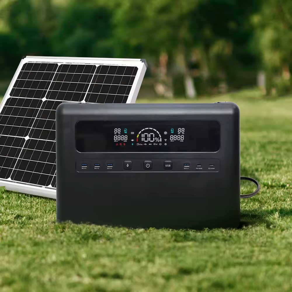 Camping Two-way Fast Charging 1500w LiFePO4 Battery Solar Generator Portable Power Station For Emergency