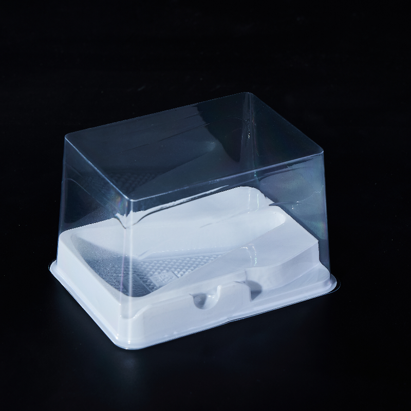 Custom Cake Container PET with clear lid Disposable Triangle/Square Slice Cheese Cake Snack Dessert Plastic Cake Boxes