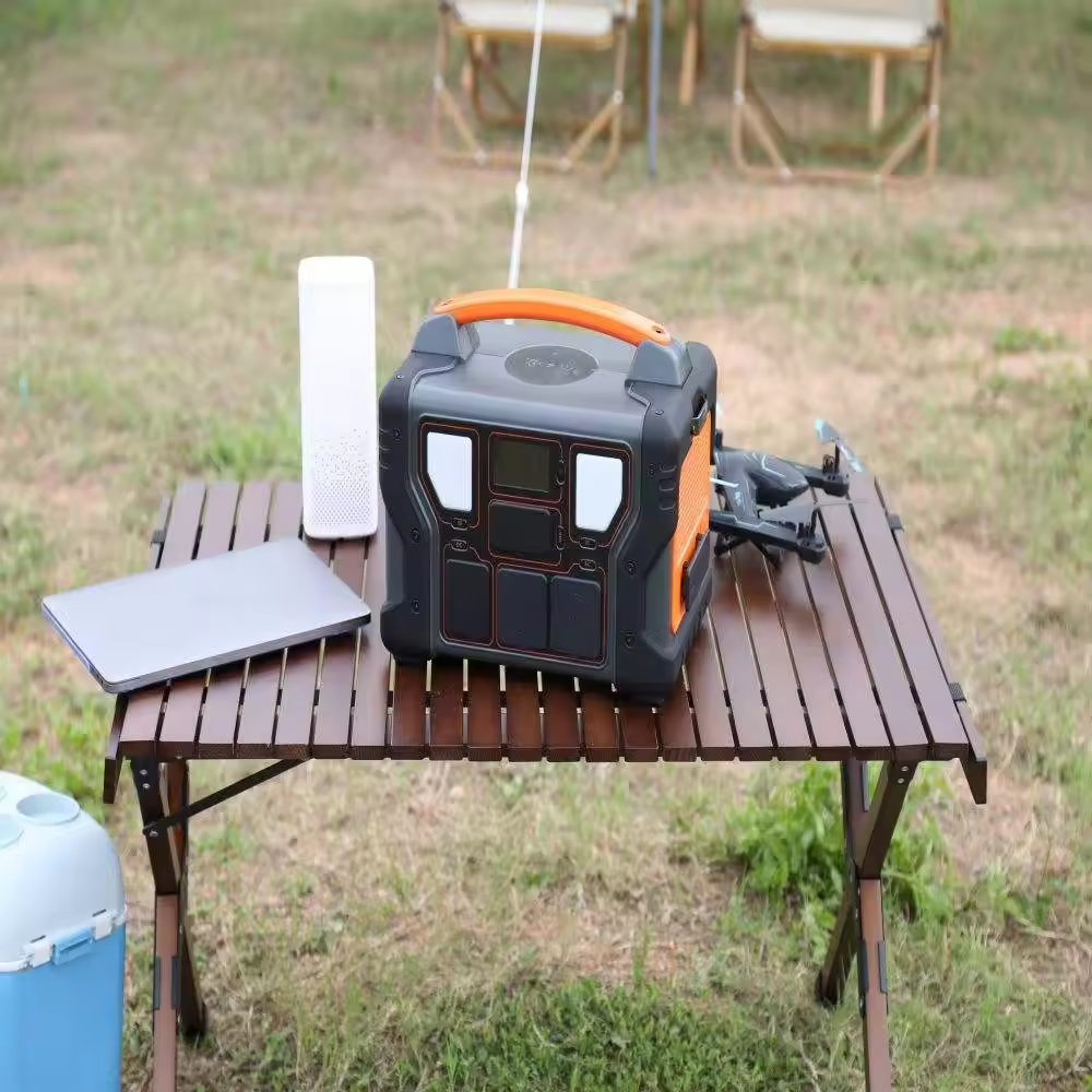 Emergency Power Supply 700W Solar Panel Charge Power Station Wireless Charge Power Generator