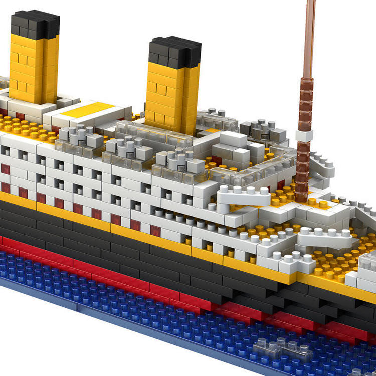 Kids Toy Titanic Ship Model Children Plastic Educational Building Block Toys