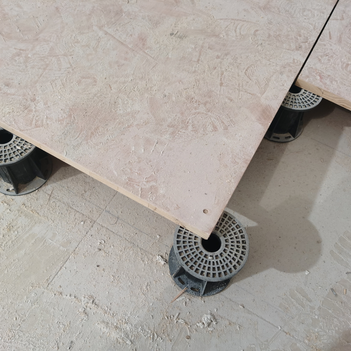 Indoor adjustable universal support Prefabricated Keel wooden floor support Courtyard anticorrosive wood flooring paving