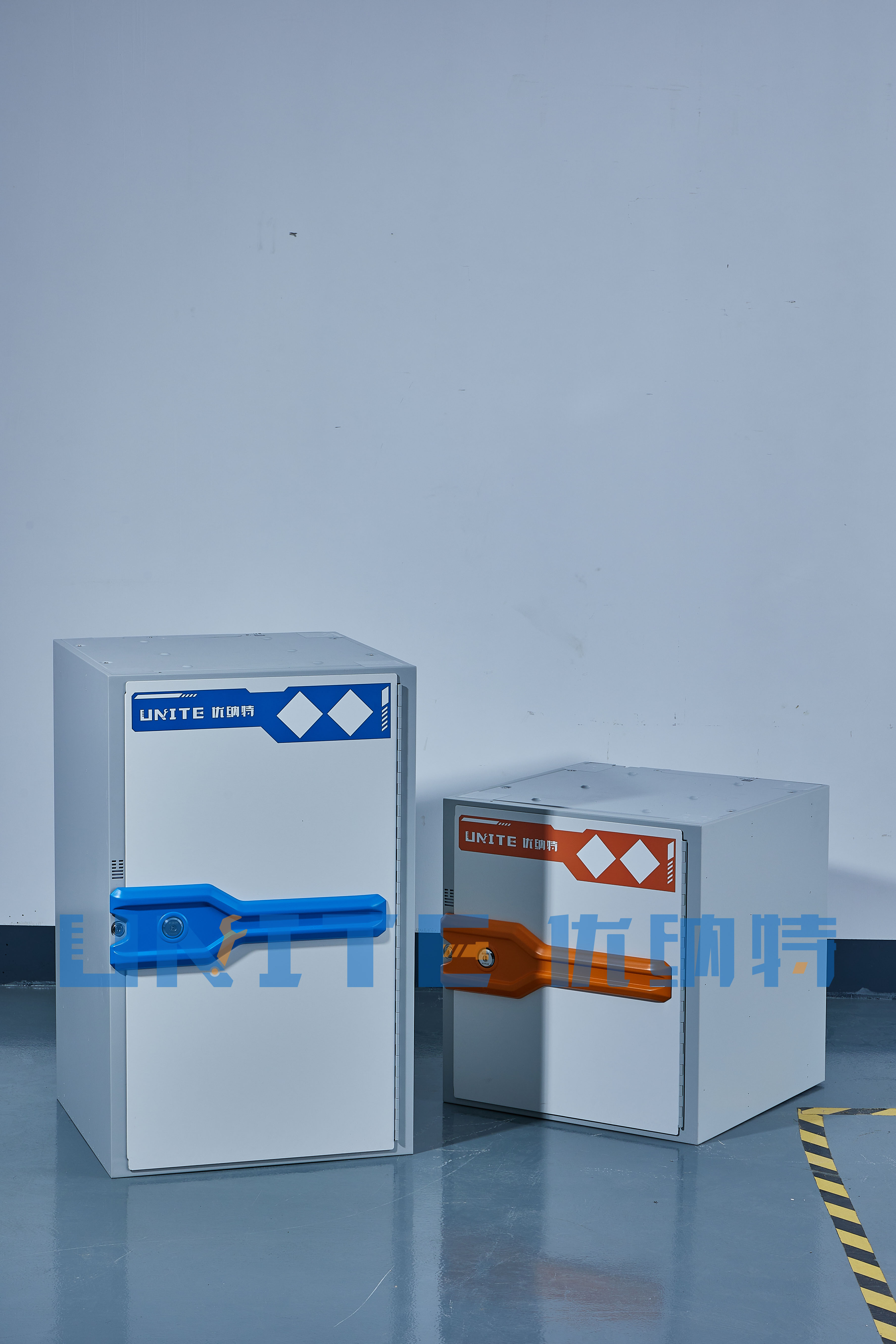 Unite Usample RZ900 4-set Type Combined Matrix IOT Cabinet For Hazardous Chemicals storage of 240 bottles of 500ml reagent