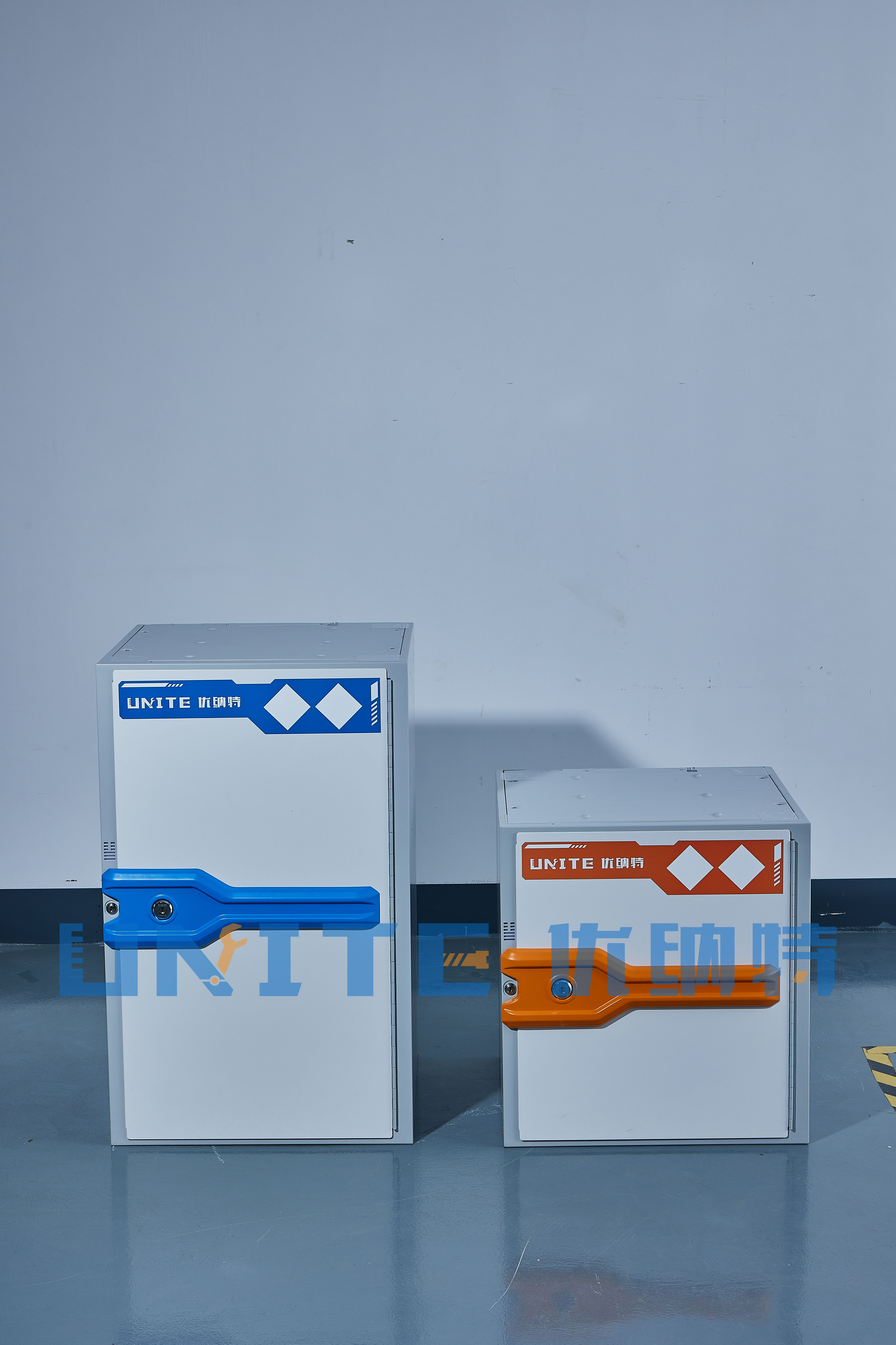 Unite Usample RZ 900/600 Combined Matrix IOT Cabinet For Hazardous Chemicals storage of 240 bottles of 500ml reagent