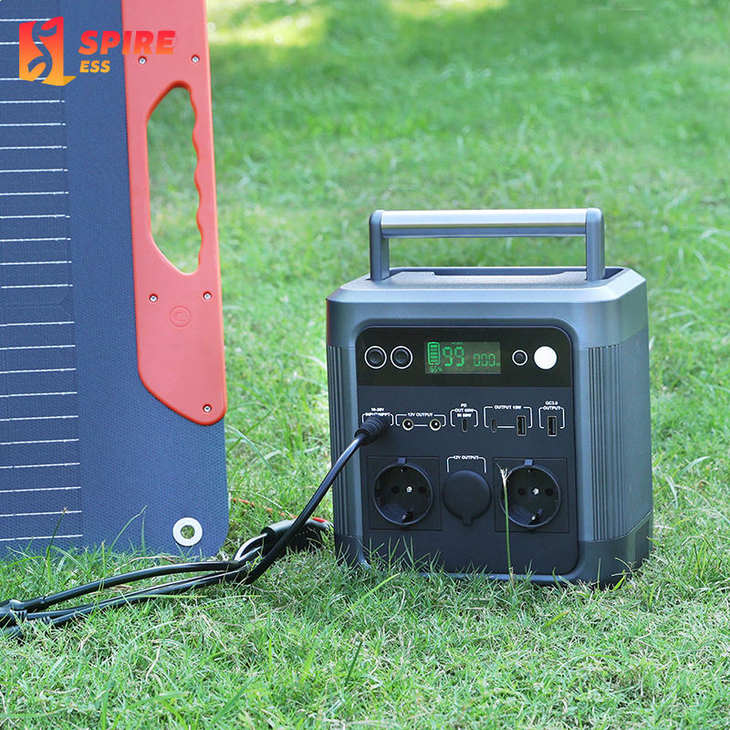 Outdoor camping 600W solar generator fast charging c-port portable power station