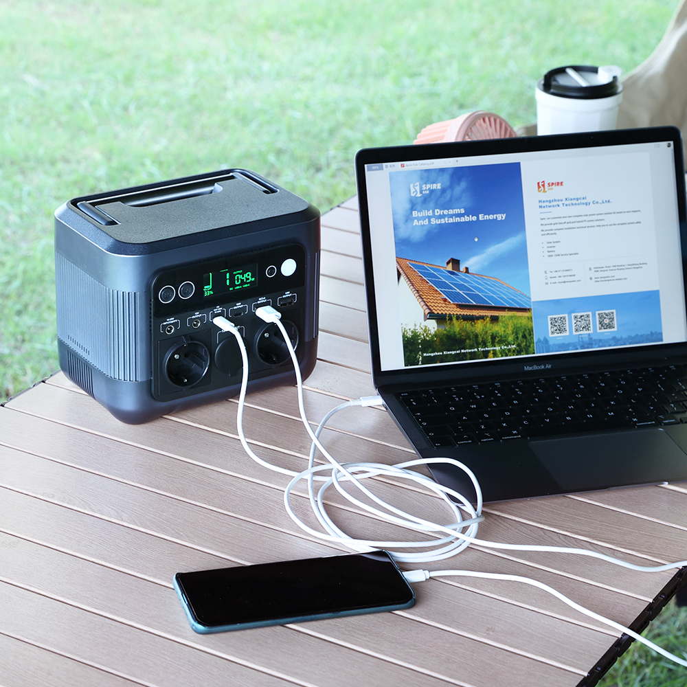 Battery Backup Generator Mobile Solar Power Source Portable Solar Charger Outdoor Solar Power Station