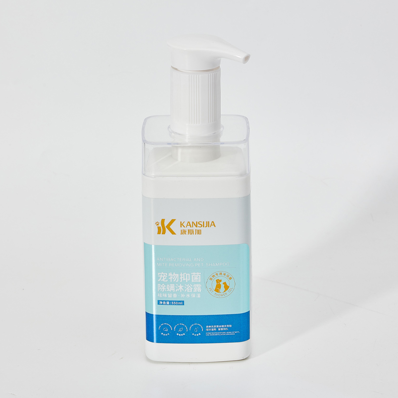 Pet Antibacterial & Mite removal Shower Gel 550ml