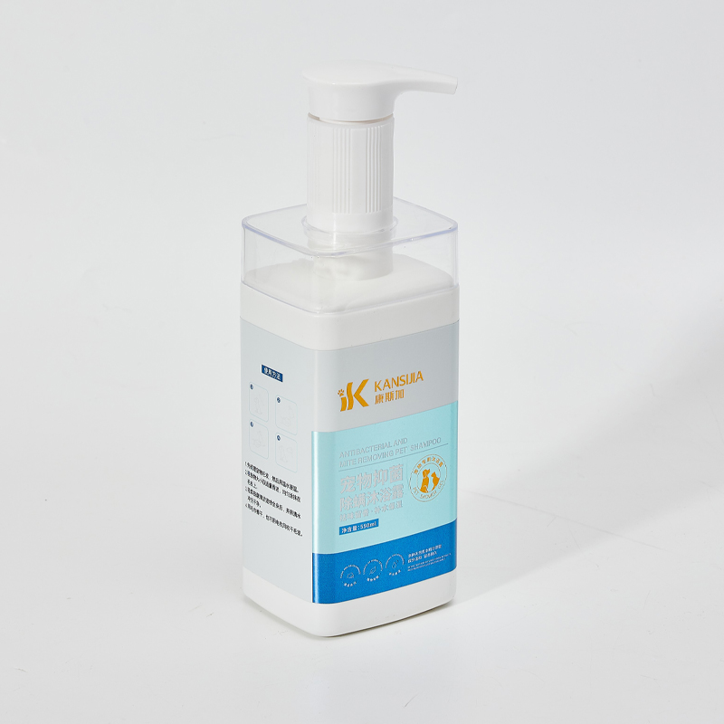 Pet Antibacterial & Mite removal Shower Gel 550ml