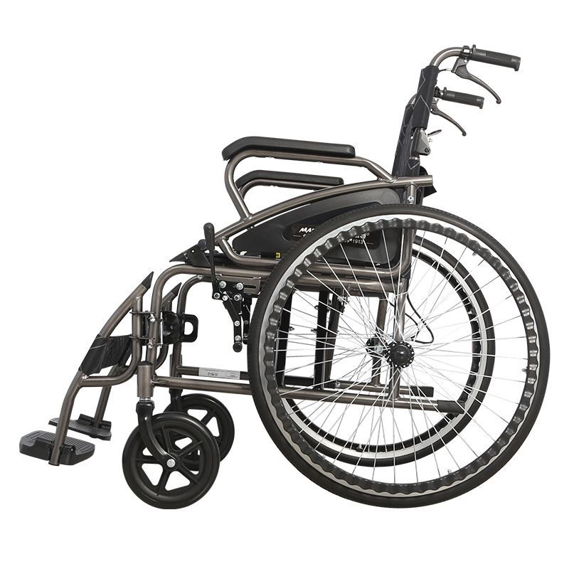 SLY-117 streamlined manual wheelchair with customizable width