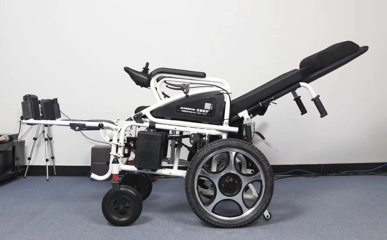 DLY-6013 High back reclining electric wheelchair