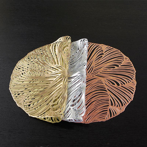 PVC table mat scallop round gold hollowed out light luxury high temperature insulation luxury placemats