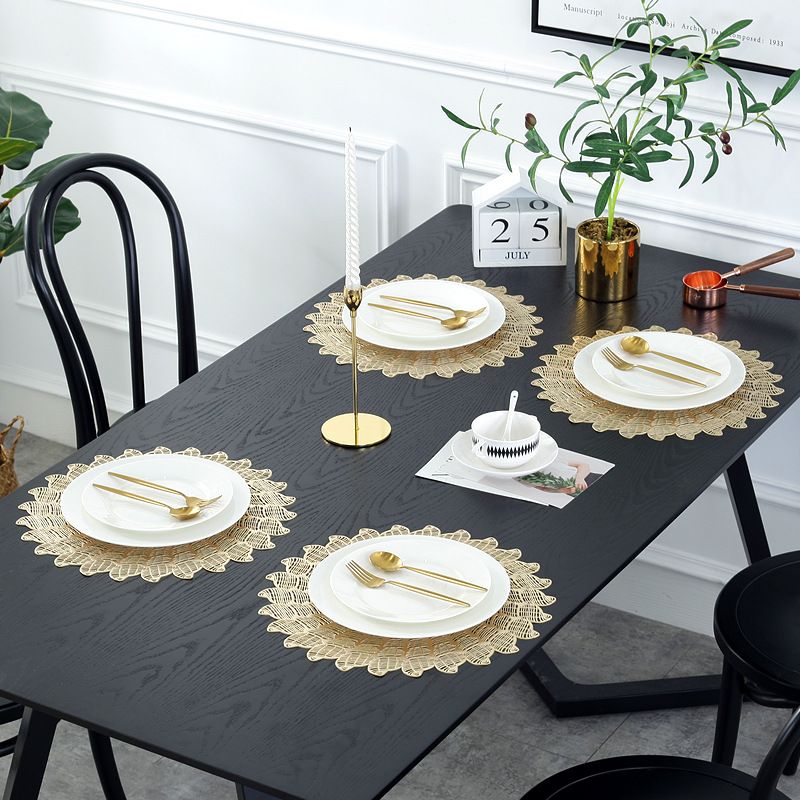 Manufacturer's spot PVC conch round hot stamping hollow insulated washable table mat