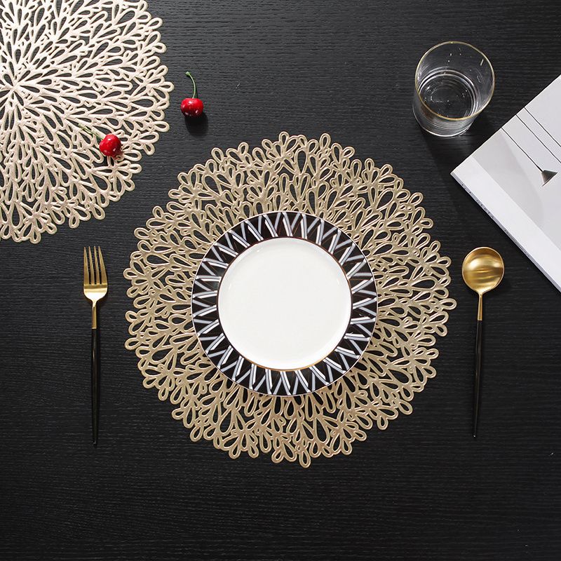 Wholesale Round Waterproof Reusable Hotel Restaurant Gold Pvc Placemat Place Mats for Wedding