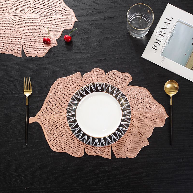 Wedding Accent Centerpiece Placemat Flower Hollow PVC Round Placemats Heat Insulation Dining Table Golden Table Mat Coaster