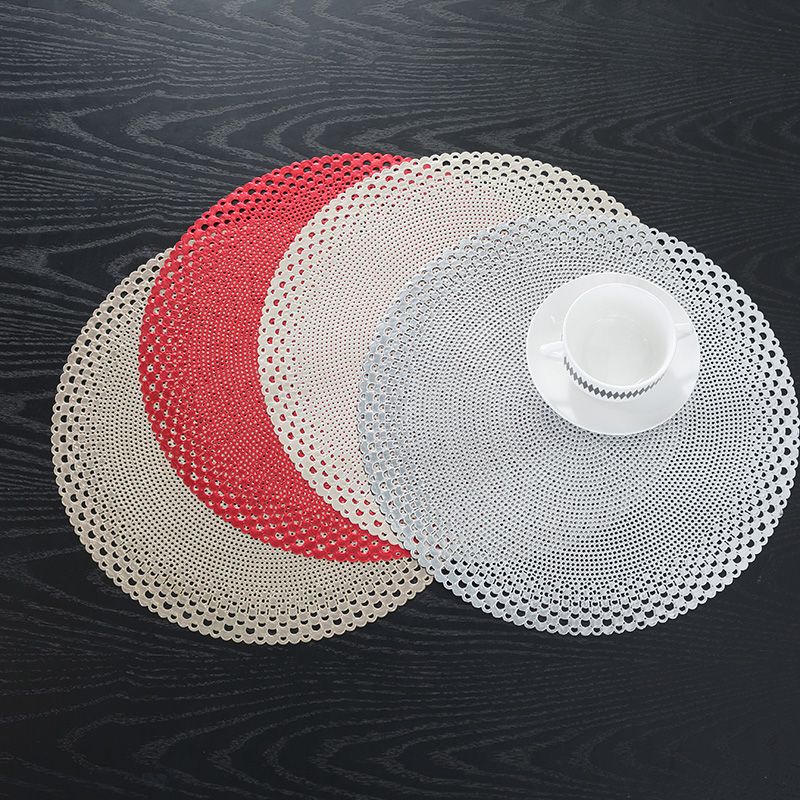 Free Sample OEM&ODM wholesale custom waterproof table mats woven flower ratan placemats