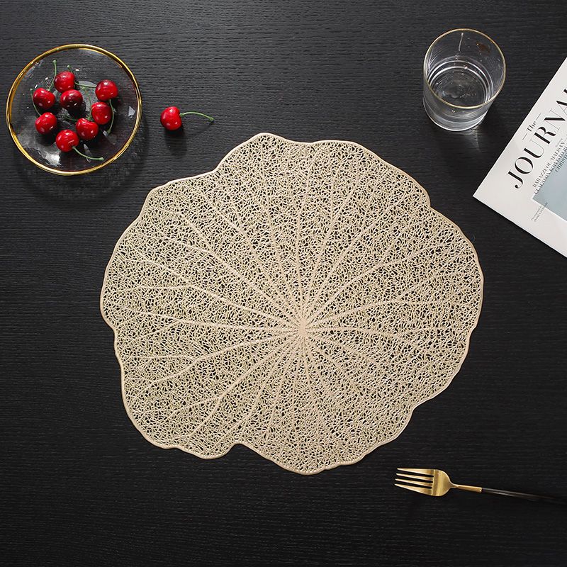 Manufacture PVC Hollow Placemat Gold High Quality Heat Resistant Place Mat Plain Table Mats Sets Household