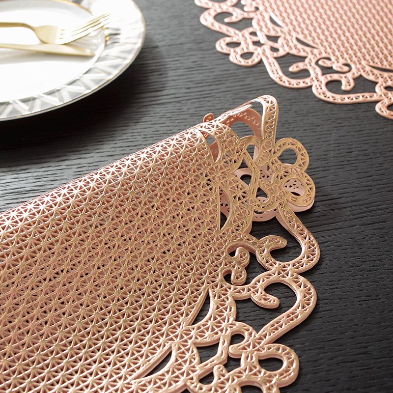 Manufacturer Direct Sale PVC Table Mat with Hot Stamping Hollow Grid Flower Round Simple Heat-Resistant Mat