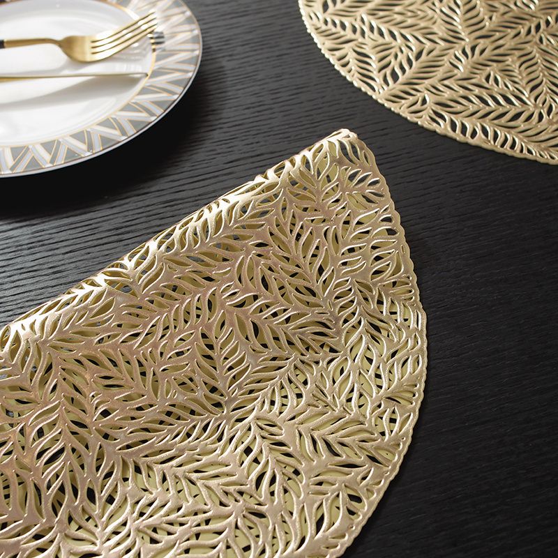 Wholesale Nordic Silver Bamboo Leaf Round Pvc Hollow Placemat Gold Non-Skid Washable Table Mats