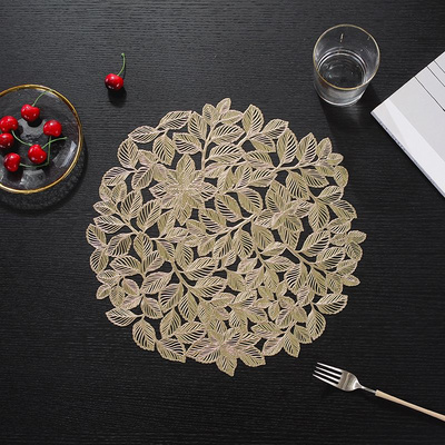 Western food mat solid color strawberry leaf mat PVC table mat thermal insulation mat waterproof and oil resistant household