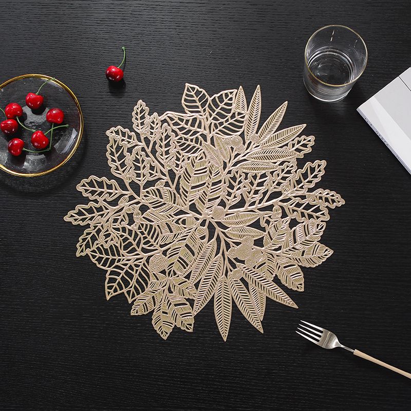 PVC dining mat with leaf pattern decoration for dining table mats