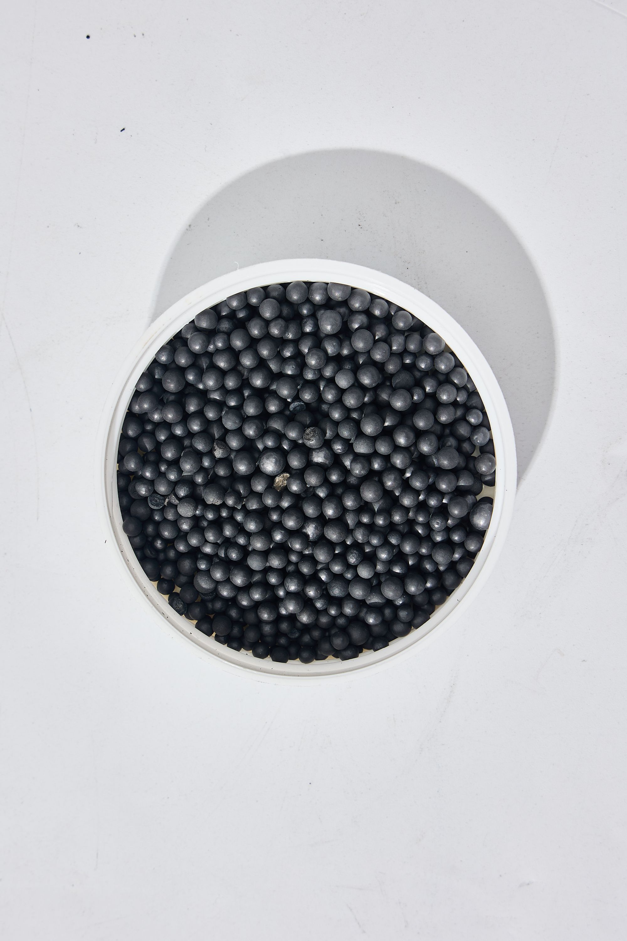 Magic Odor Cleaner Balls for Effective Deodorization and Cleaning