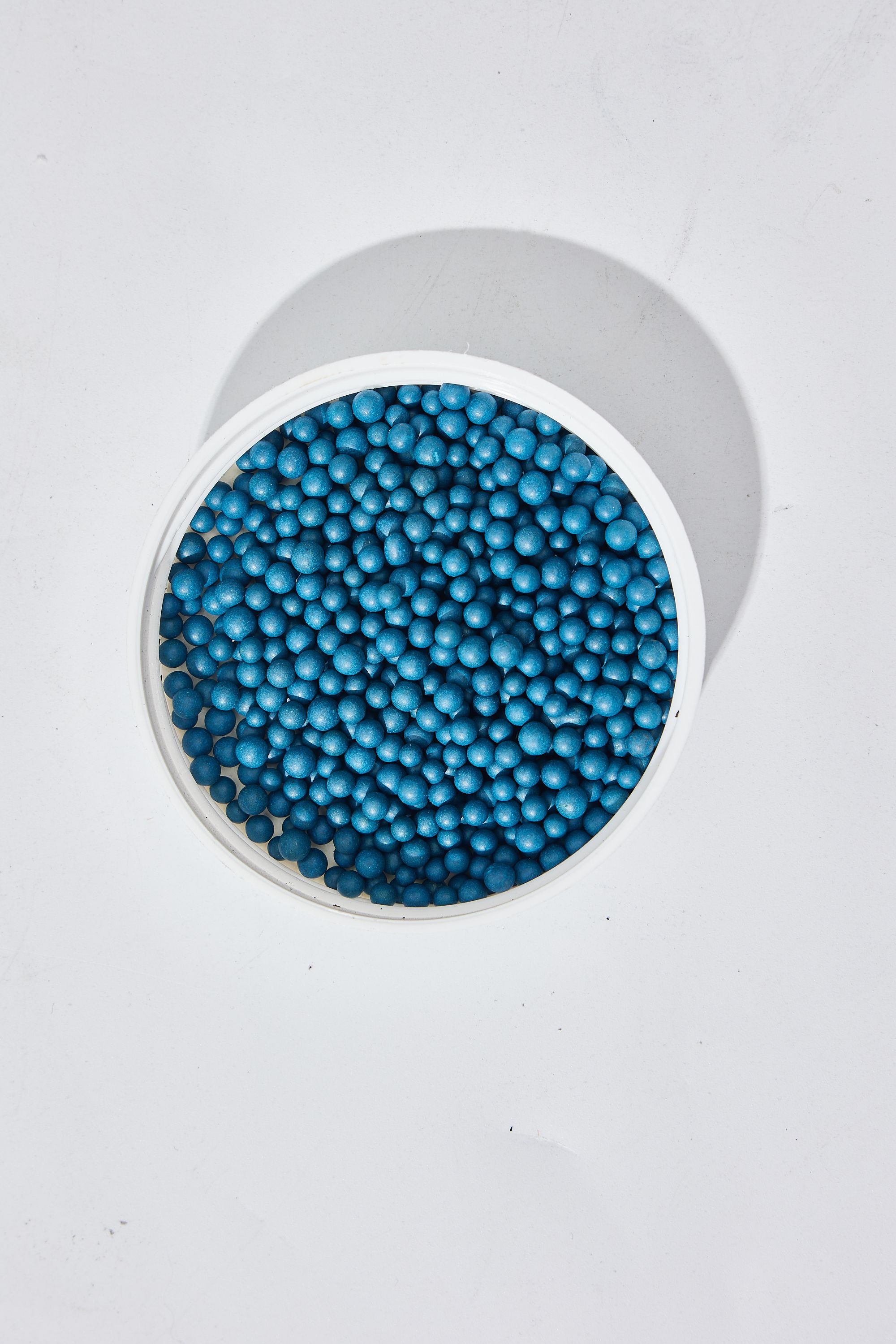 Magic Odor Cleaner Balls for Effective Deodorization and Cleaning