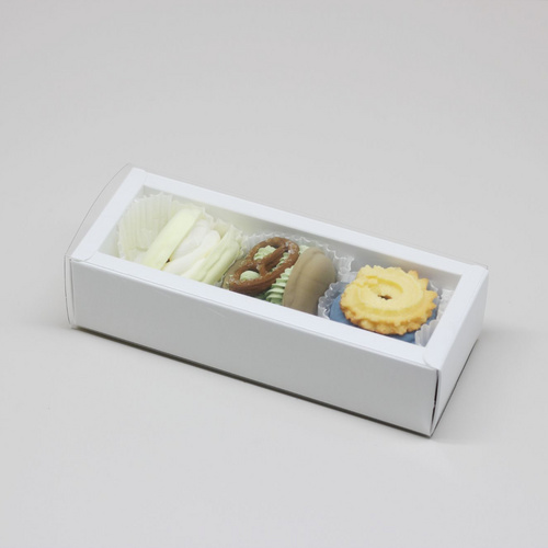 Macaron Box Sweet Gift Box Paper Box with clear Lid in color White