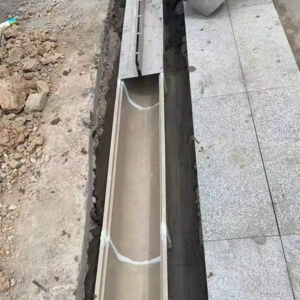 U-shaped gutter Plastic finished drainage trench