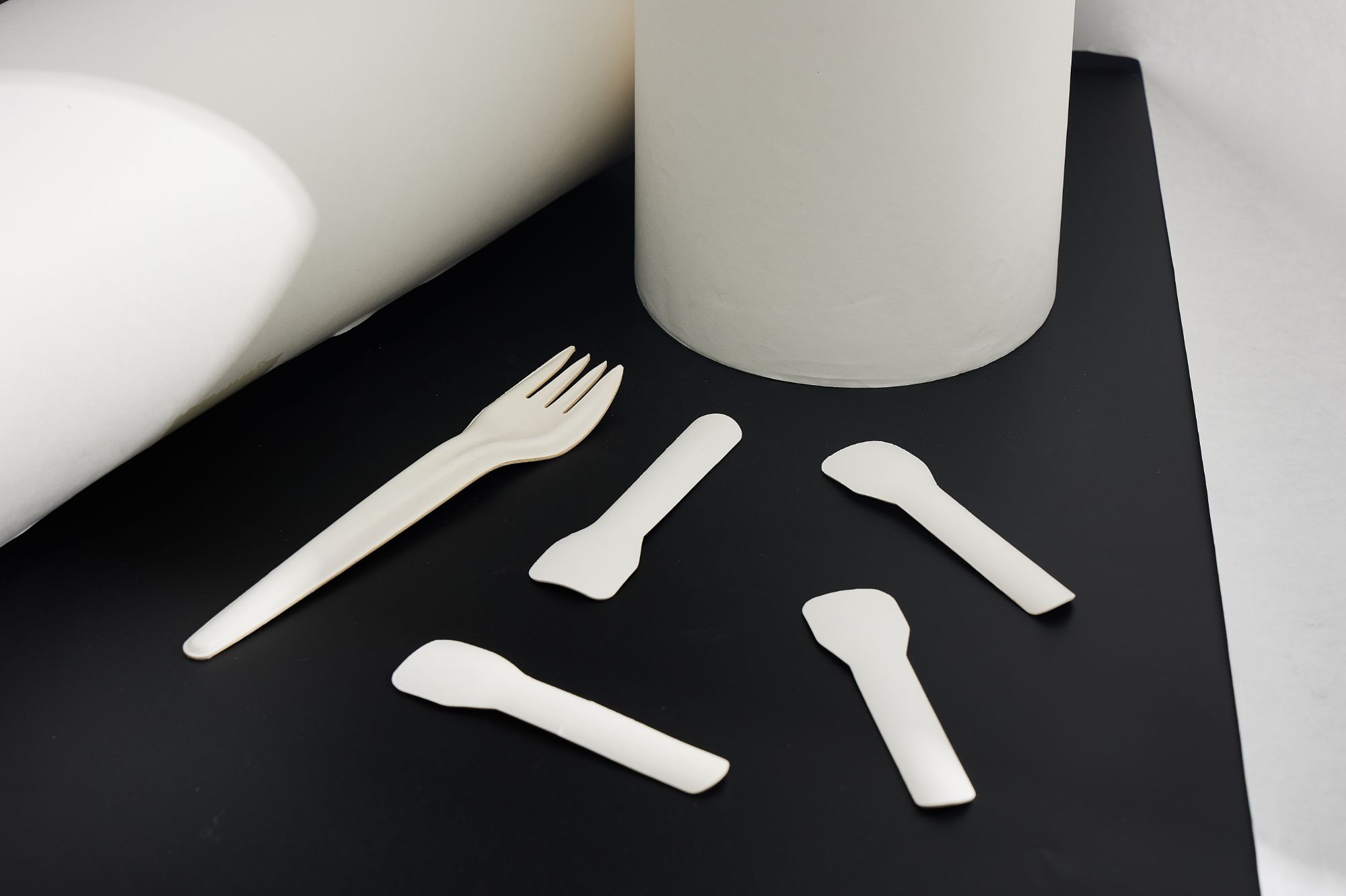 Degradable and recyclable Biodegradable Tableware Base Paper Knife and Fork Paper Food Paper Ice cream scoop