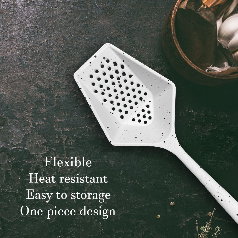 Kitchen Cooking Accessories Veggies Water Leaking Non stick Drain Colanders Shovel Strainers