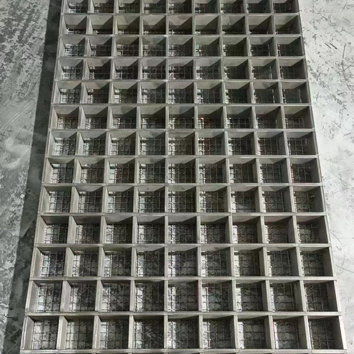 Stainless steel grille Rain grate steel grating Gutter cover