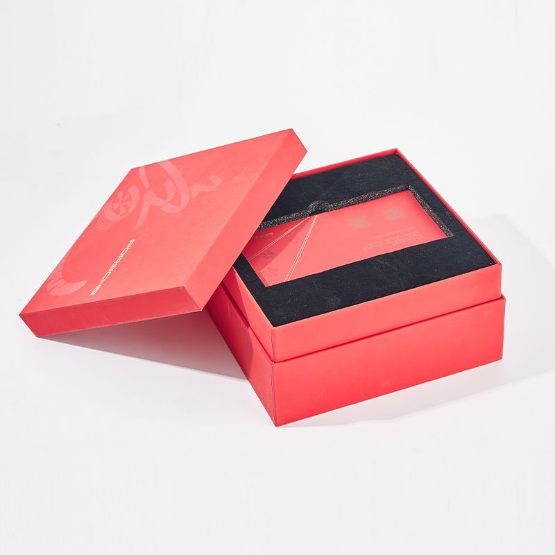 Custom Logo Personalised Paper Gift Shipping Gift Boxes Paper Packing Red Magnetic Box