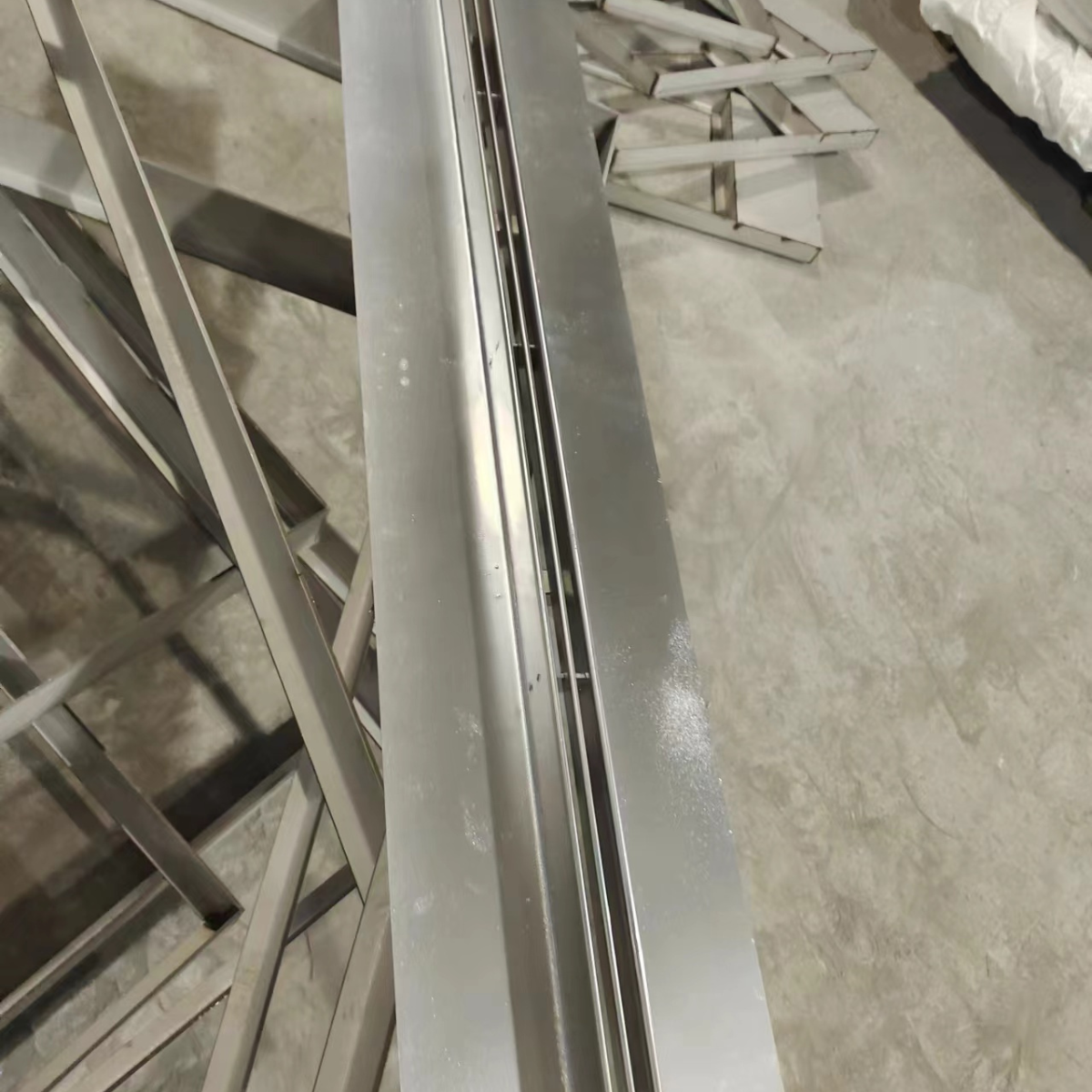 Stainless steel linear gutter cover U-channel drain tank