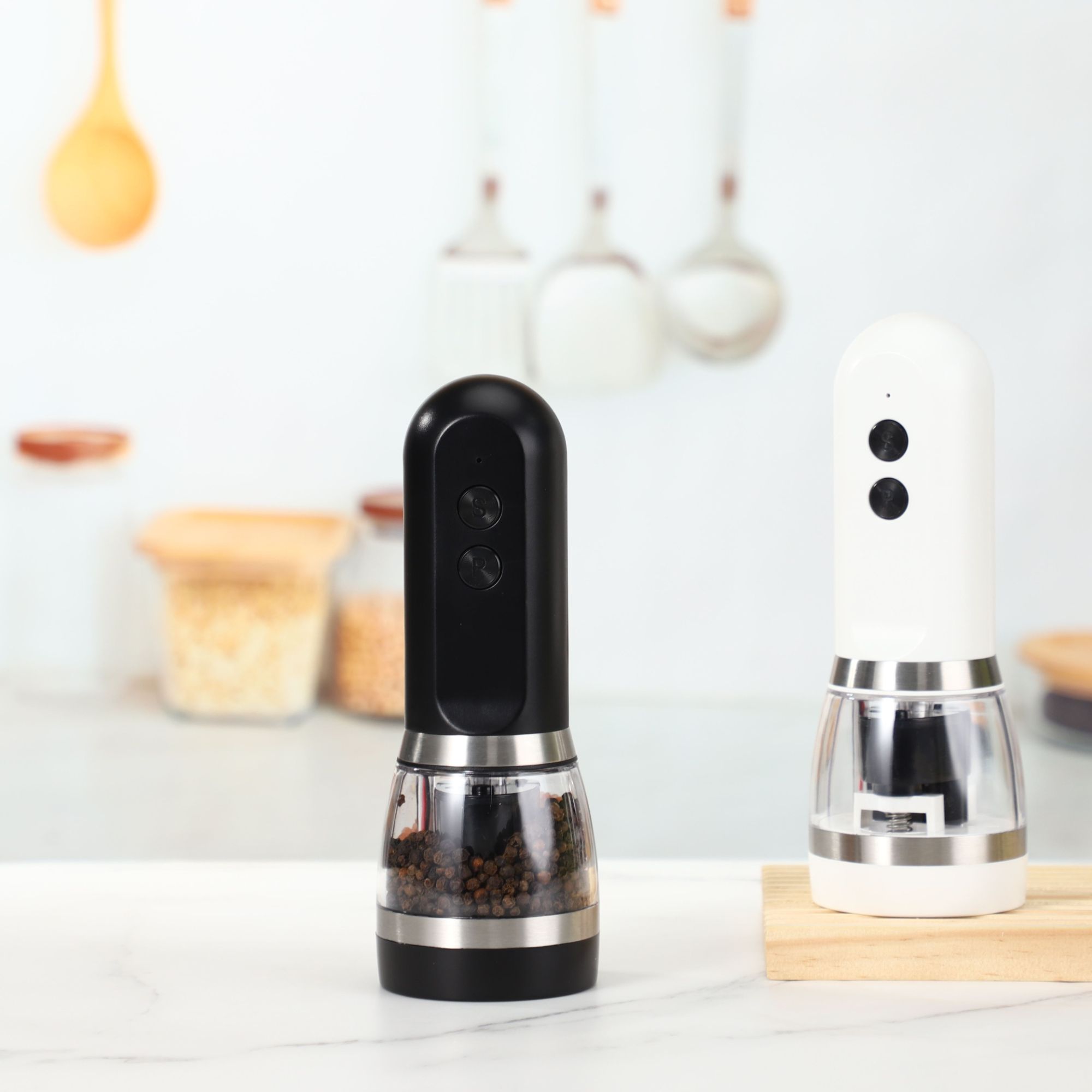 2 In 1 Usb Rechargeable Salt And Pepper Grinder Mills