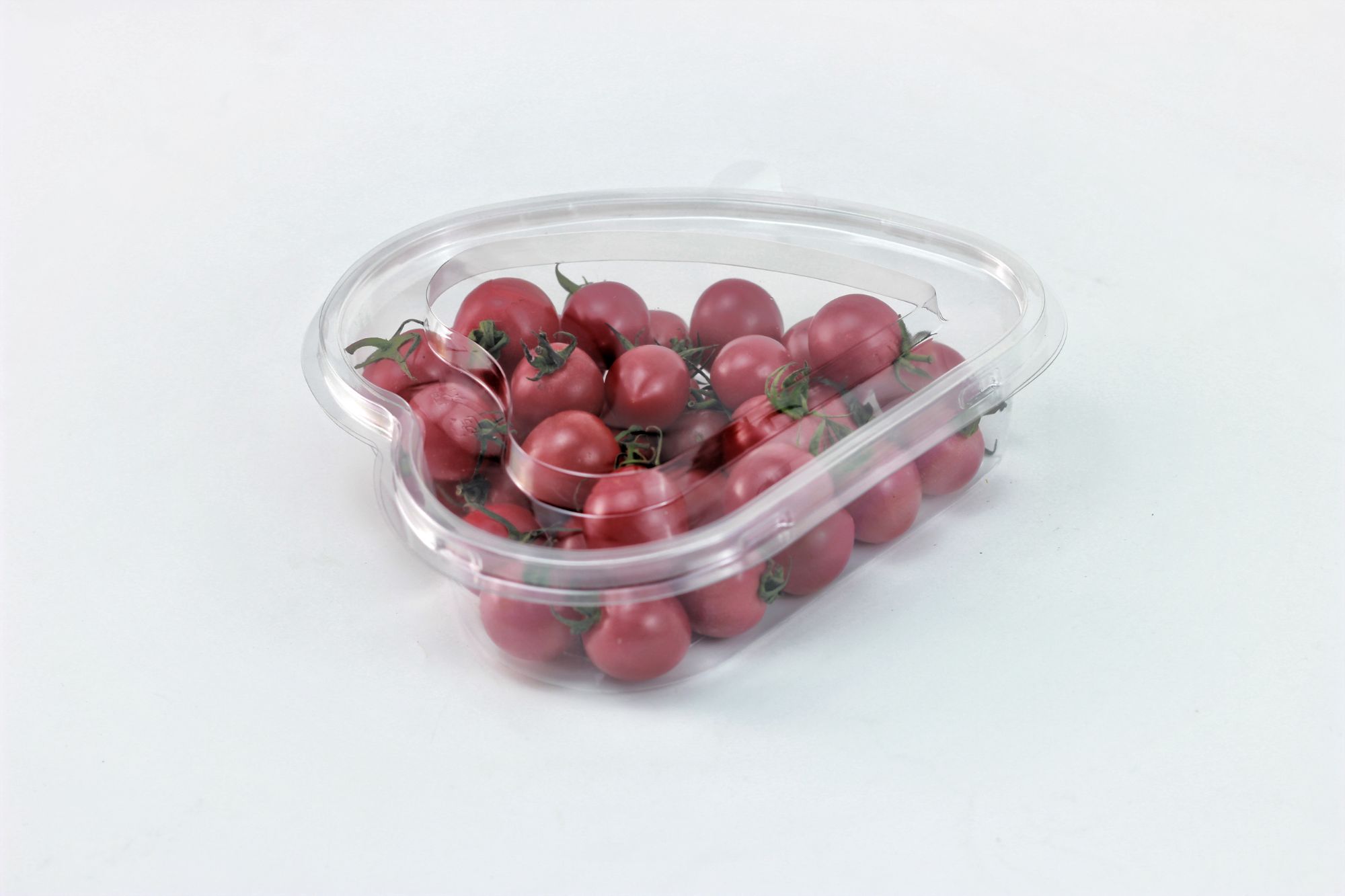 Heart Shaped Plastic Box Strawberry Packaging Charcuterie Boxes with Clear Lids Dessert Boxes