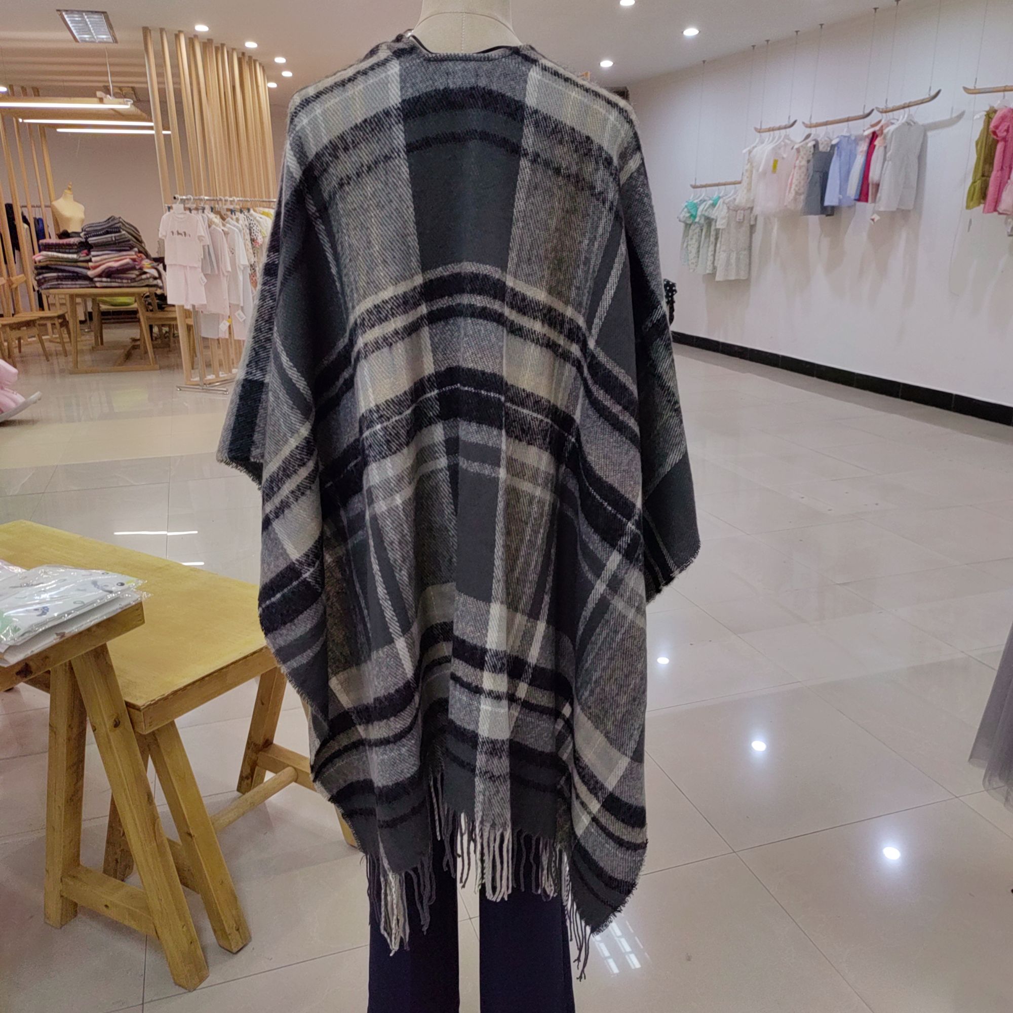 New checkered high-end triangle scarf shawl dual use autumn and winter female capes