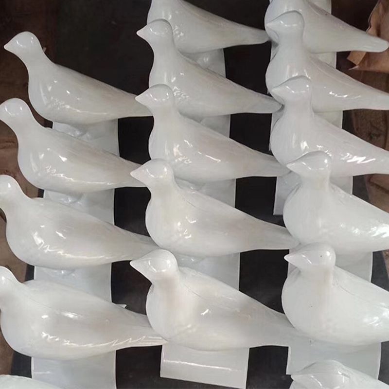 Roof Accessories Dove Shape Decorative Garden Statue