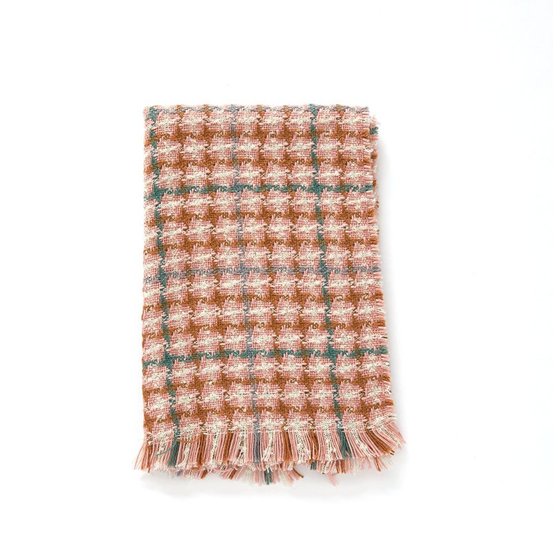 Classic vintage loop yarn senior sense girl's checkered scarf winter warm bib spring and autumn decorative shawl