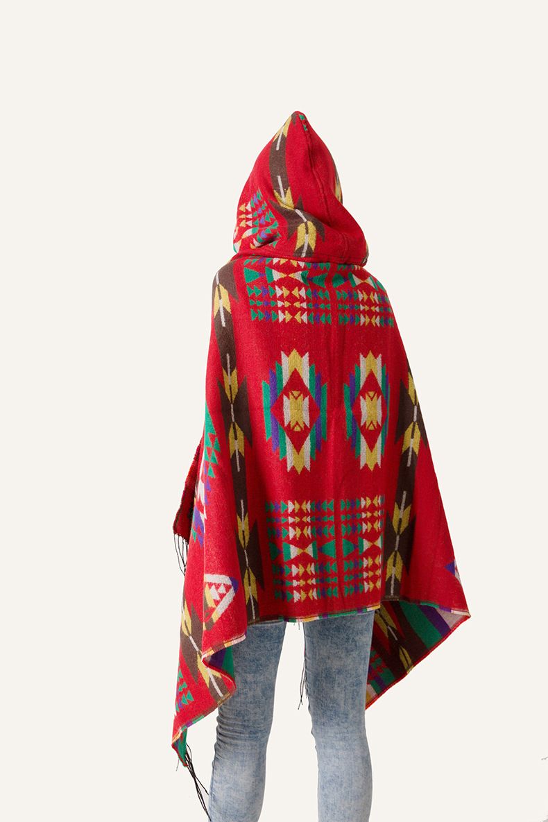 Autumn/Winter New horn buckle Ethnic wind capes Bohemian ethnic wind hooded capes