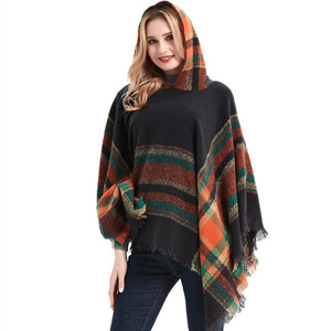 Hot European spring and winter Christmas green shawl loop yarn bristle check hooded cape