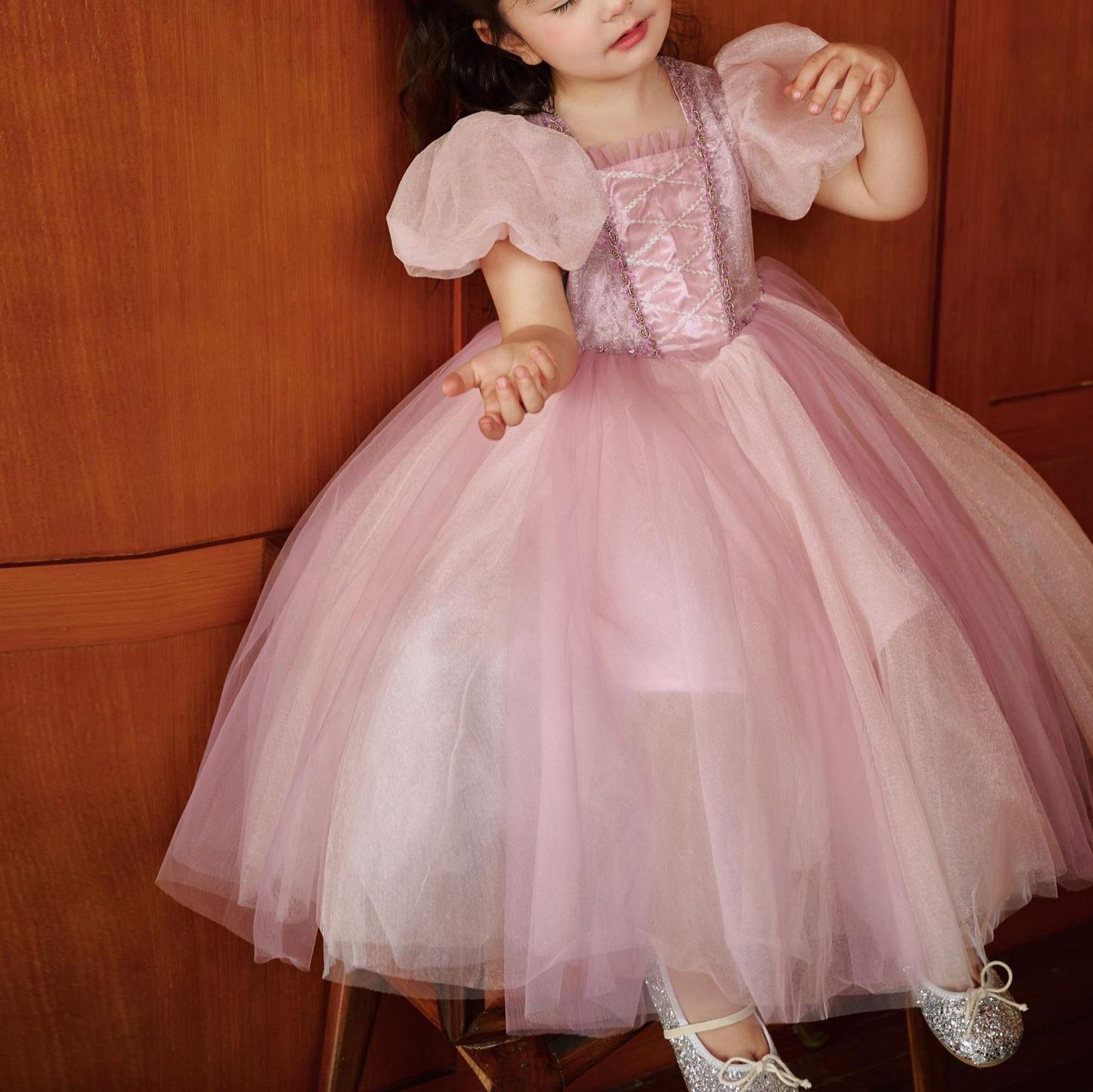 Cute Pink Princess Dress for Girls with Puffy Sleeves and Lace - Perfect for Birthdays, Parties, and Formal Events