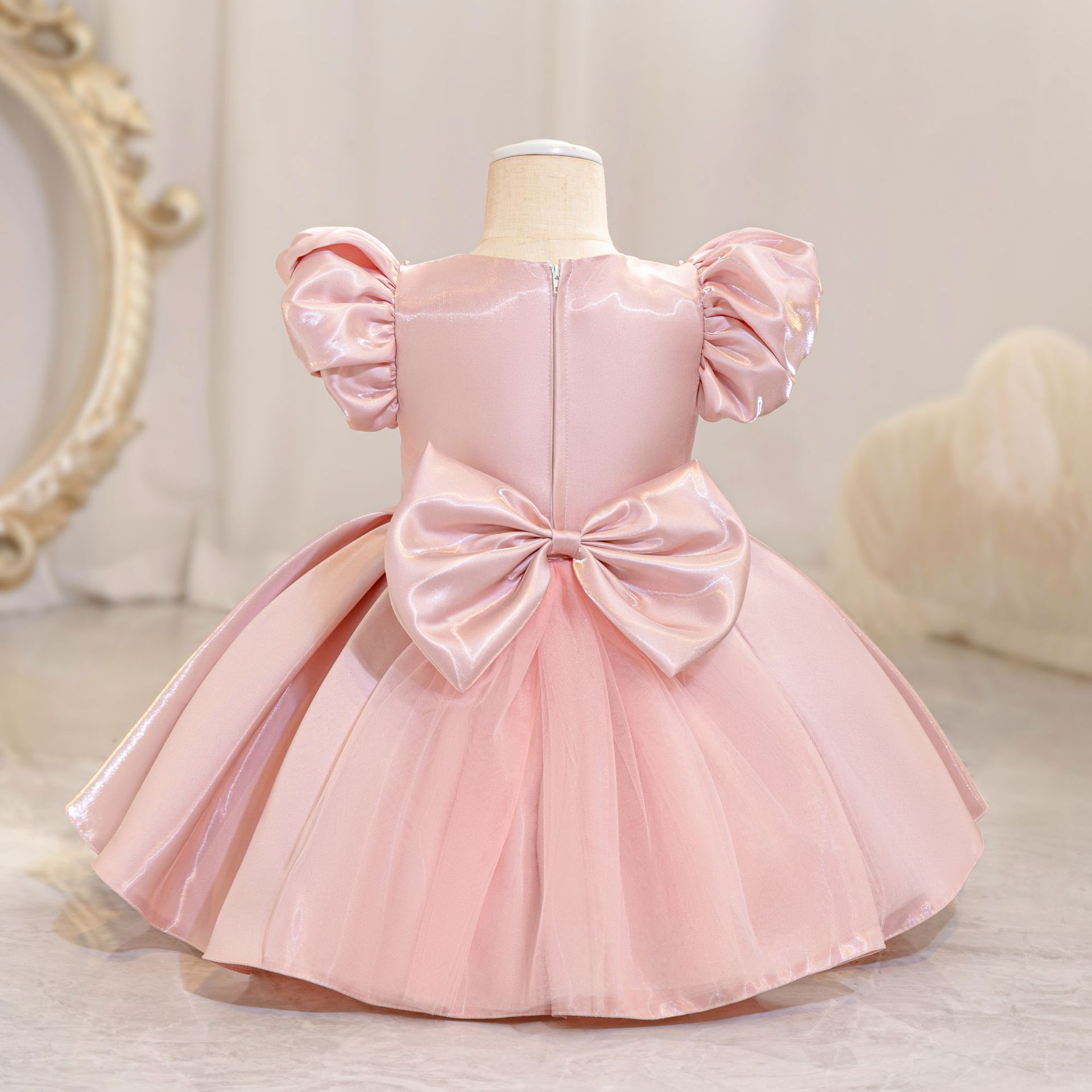 Girls' Shiny Satin Dress with Puff Sleeves and Bowknot - Elegant 2024 Summer Princess Birthday and Party Outfit