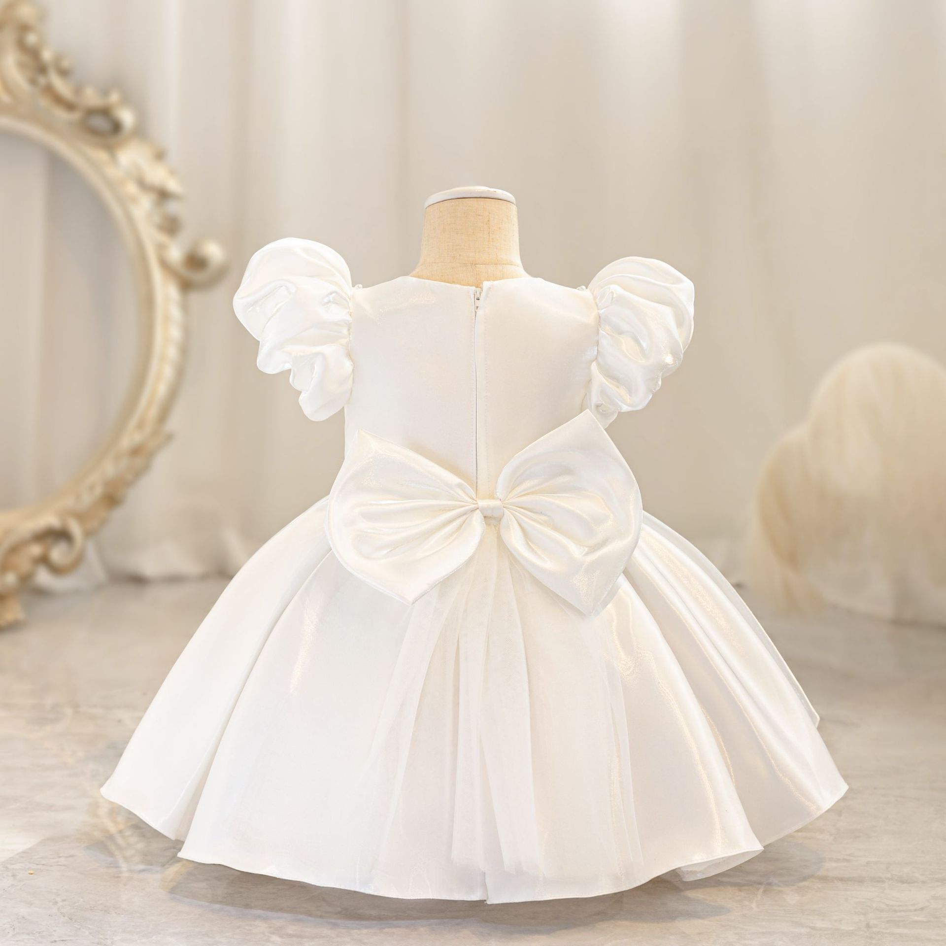 Girls' Shiny Satin Dress with Puff Sleeves and Bowknot - Elegant 2024 Summer Princess Birthday and Party Outfit