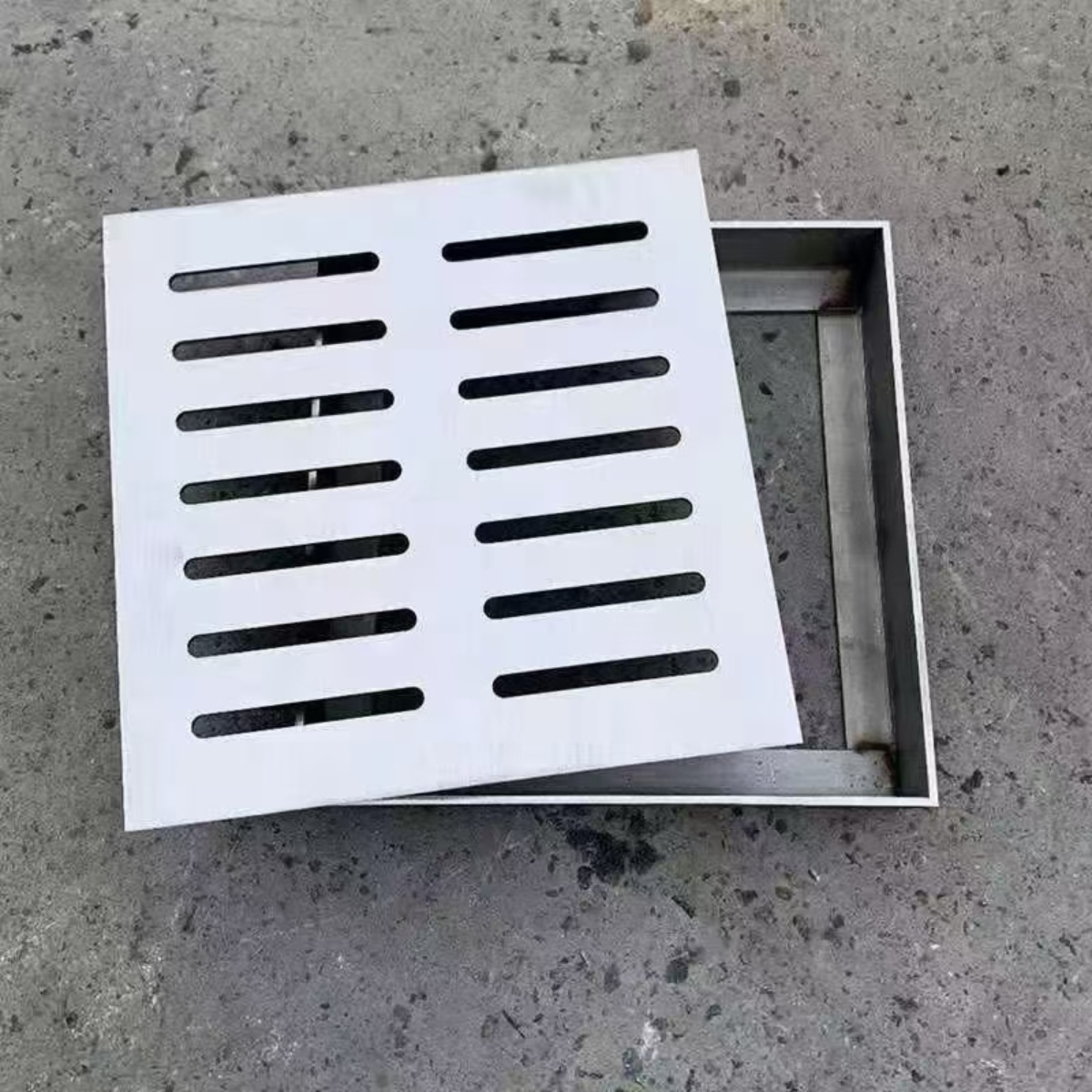 304 stainless steel gutter cover Rain grate Patio gutter cover