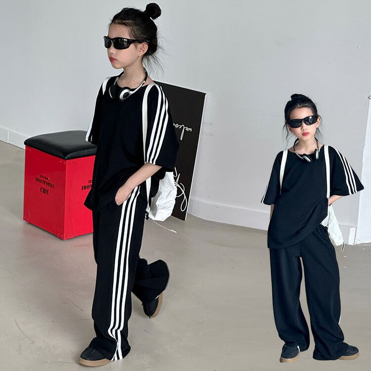 Fashion Girls' Sports Suit Loose Short Sleeve T-Shirt and Sweatpants Comfortable and Breathable Casual and Sports