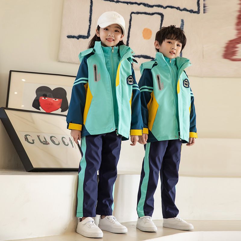 The uniform school uniforms of the elementary school contain the internal three -piece set of children's class clothes to retain